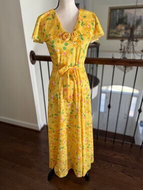 Vintage 70s Kitty Yellow Pink Green Floral Ruffle Collar Boho Cottage Maxi Dress